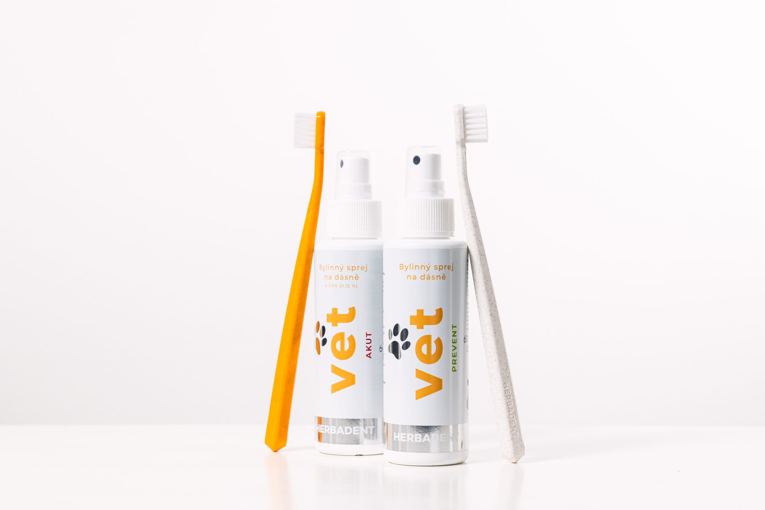 HERBADENT VET AKUT gyógynövényes szájspray klórhexidinnel háziállatoknak 90 ml